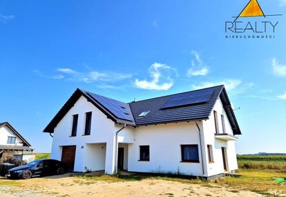 Przestronny nowy dom wolnostojący na uboczu