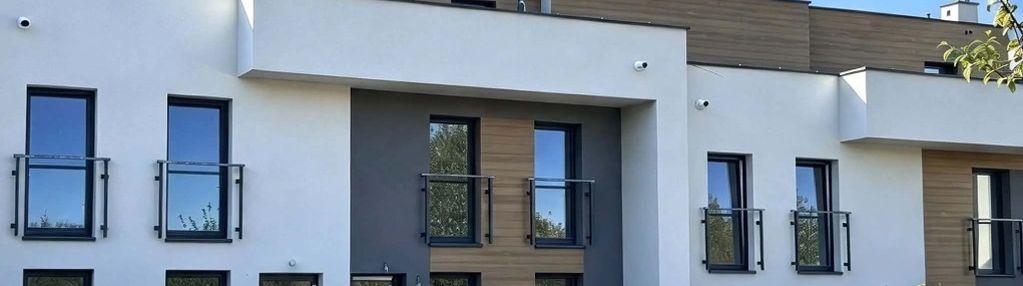 Przestronne, zalesie, taras 30m2, garderoba