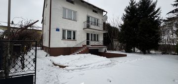 196m2 | działka 369m2 | wolnostojący | 2x garaż