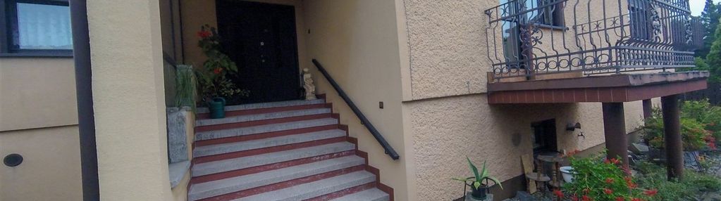 Dom z możliwością zamieszkania 3 rodzin