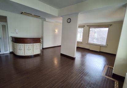 Duża kawalerka na woli obok hiltona 1p. 58m2+garaż