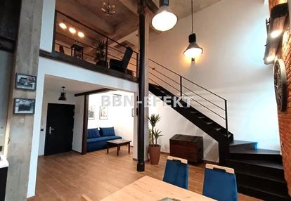 Apartament w kamienicy grossa- budynek z windą