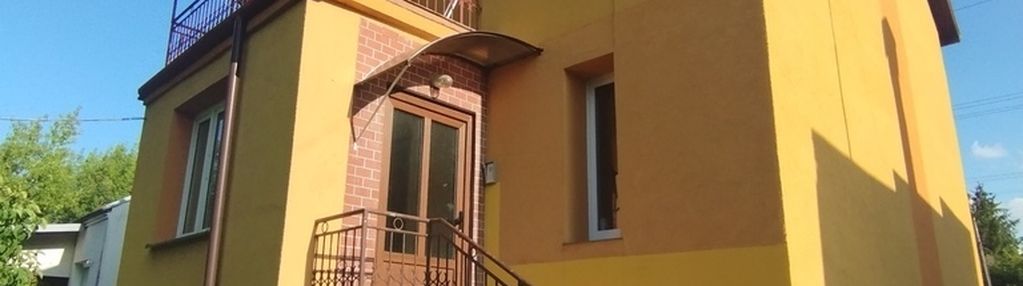 Klimatyczny dom przerobiony na 4 kawalerki