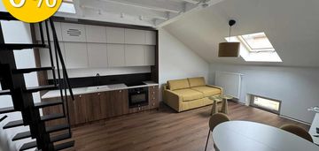Wykończone studio z antresolą na starym mieście!
