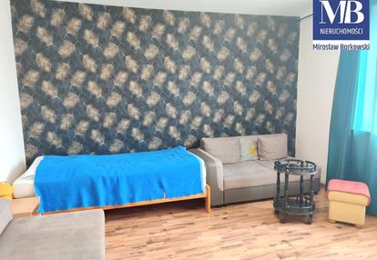 Przestronny, umeblowany pokój -  20 m²