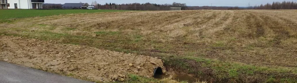 Działka na sprzedaż 1400m2