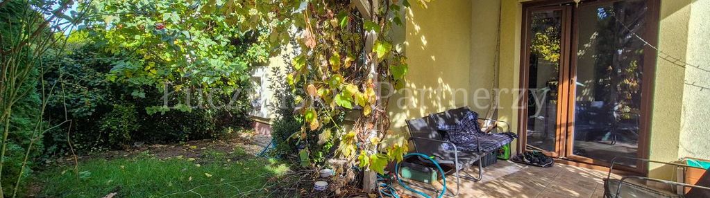 Rewelacyjne m4 z ogrodem - groblice