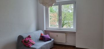 2 pok. z oddzielna kuchnią w centrum