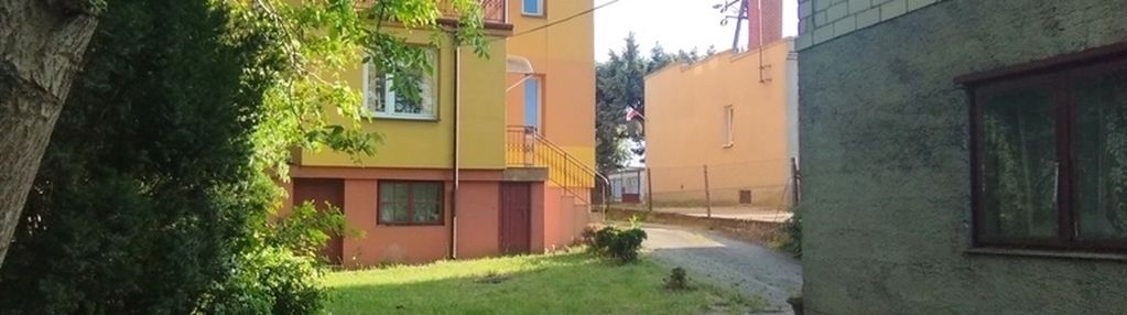 Klimatyczny dom przerobiony na 4 kawalerki