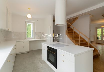 Dwupoziomowe mieszkanie w zabudowie bliźniaczej