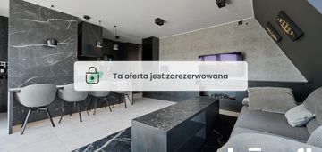 Trzypokojowy apartament z dużym tarasem w centrum