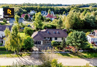 Willa z pięknym ogrodem zimowym | garaż