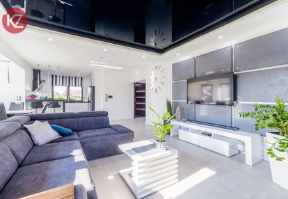 Na sprzedaż komfortowy dom gotowy do zamieszkania!