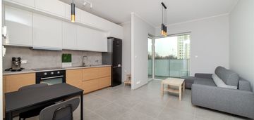 Komfortowa kawalerka w apartamentowcu