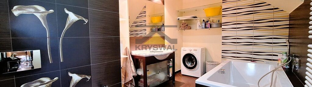 Dwupoziomowe mieszkanie z narożnym tarasem