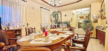 Dom na sprzedaż- bielawy 221m2