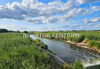 Działka z linią brzegową