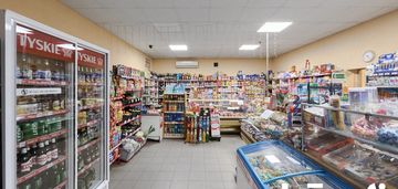 Funkcjonujący sklep spożywczy z 3pok. mieszkaniem