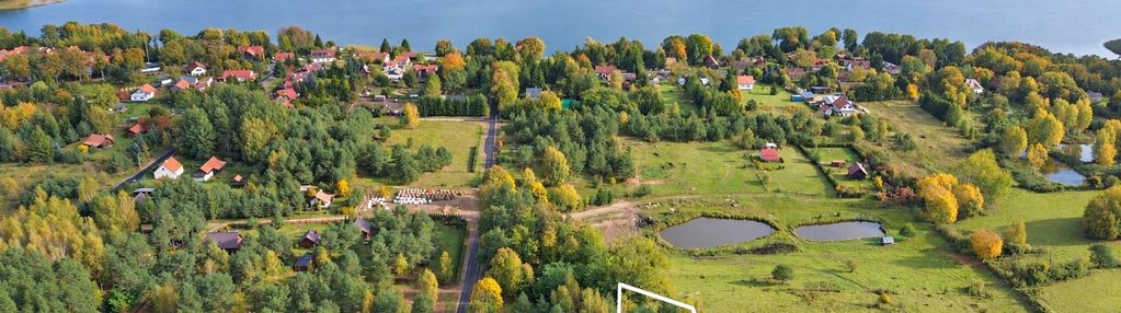 Widokowa działka, pełne uzbrojenie, blisko plaża.