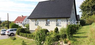 Dom wolnostojący*budynek gospodarczy*działka 1372