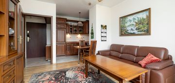 Świetna komunikacja, 7 minut od plaży