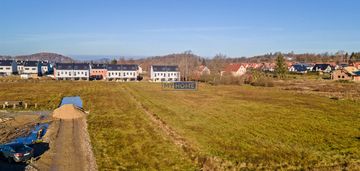 Działka na czarnym 1100 m2. za 210000 zł