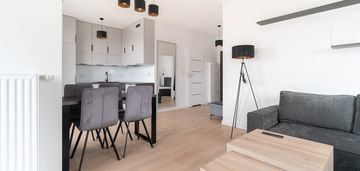 2 pokoje 46m2, ul. wielicka, balkon, parking.