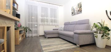 4 pokoje/cicha okolica/balkon/do wejścia