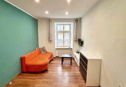 Kawalerka - stary targ - i piętro - po remoncie