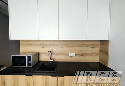 Nowa kawalera, wykończona umeblowana, loggia
