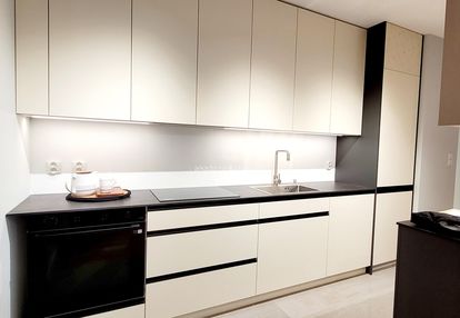 Przestronne 4 pokoje, 76,5m2,duży balkon,miejsce postojowe, komórka lokatorska.