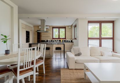 Apartament na żoliborzu przy kępie potockiej.