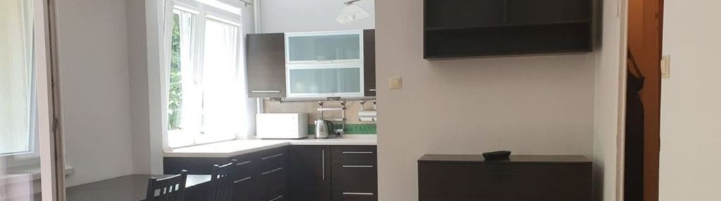 |blisko metra | duży balkon | komórka lokatorska|