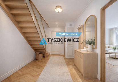 Dwupoziomowe | widok na zatokę | blisko centrum