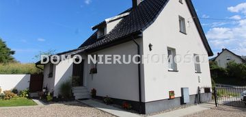 Dom wolnostojący*budynek gospodarczy*działka 1372