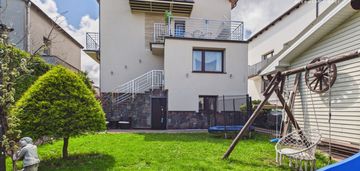 Dom z apartamentami pod wynajem!