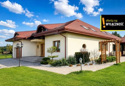 Przestronny dom z pięknym ogrodem białogon