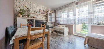 Swpl z kw, 4 pokoje z osobną kuchnią.