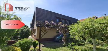 Dom w spokojnej okolicy - idealny dla rodziny !