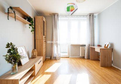3-pok mieszkanie na slomianej/7.piętro/balkon
