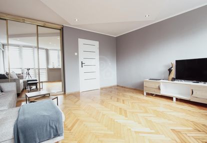 2 pok. blisko parku grabiszyńskiego i sky tower