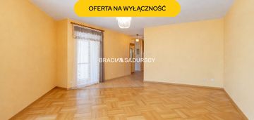 Nietuzinkowe mieszkanie ul.twardowskiego.
