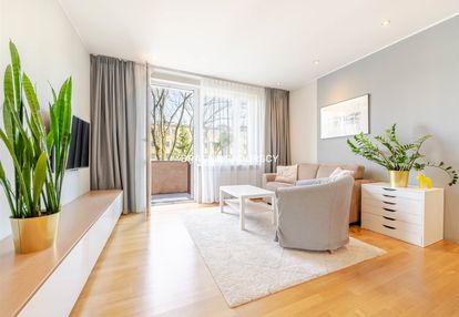 Apartament 2, 3 pokoje z balkonem podgórze