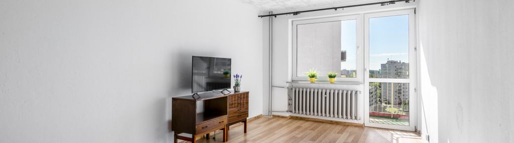 3-pokojowe mieszkanie z balkonem, chylonia, 53m2