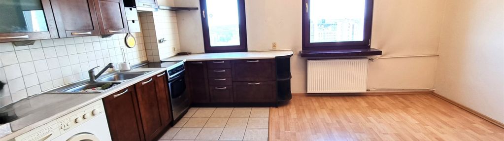 Okazja - 3 pokoje piotrkowska komórka, parking