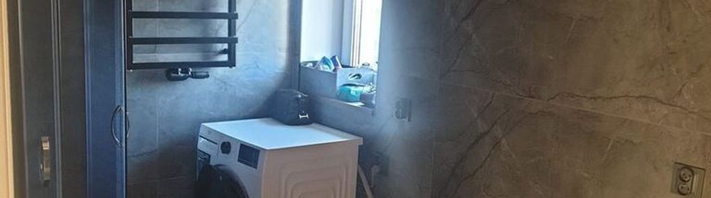 Świeżo wyremontowane, ostatnie piętro