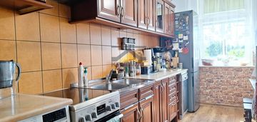 Przestronne mieszkanie z oddzielną kuchnią