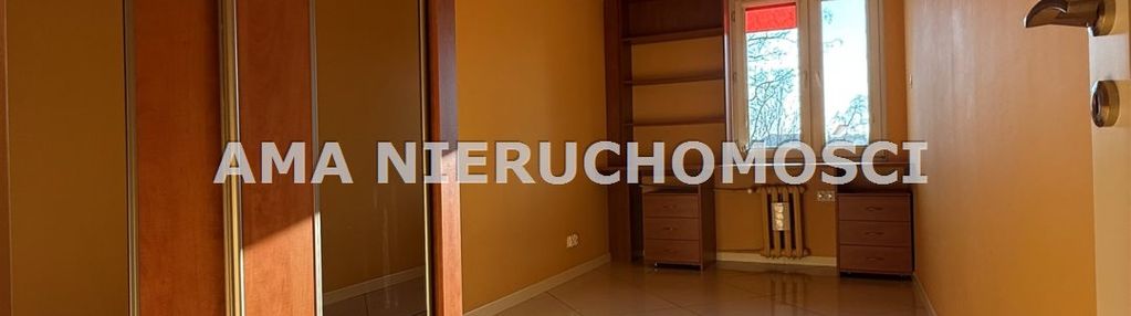 Trzypokojowe mieszkanie z oddzielną kuchnią