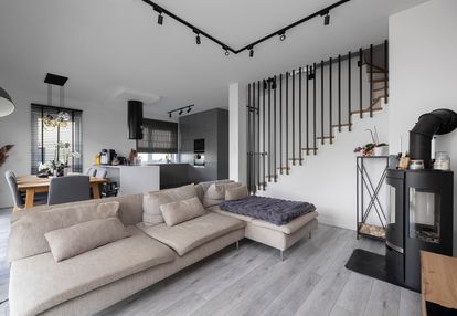 Twój piękny dom w suchym dworze!