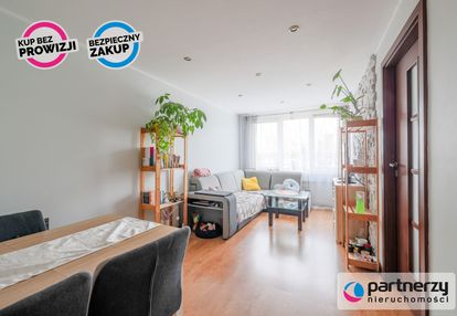 3 pokoje z oddzielną kuchnią !